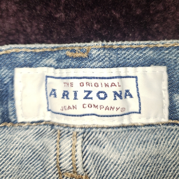 Jean Shorts - Picture 2 of 4